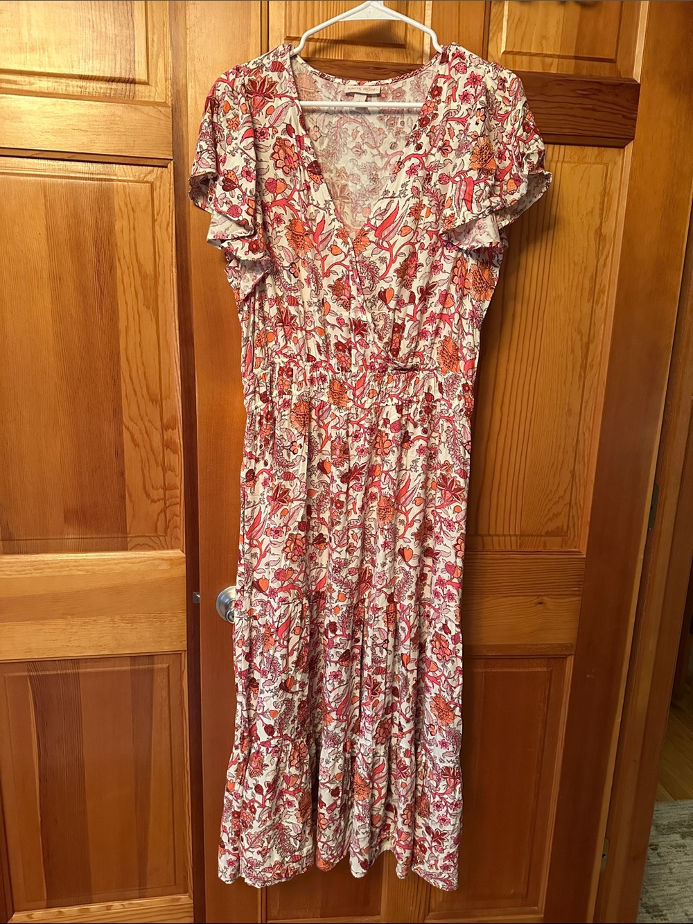 Knox Rose Coral and White Floral V-Neck Maxi Dress